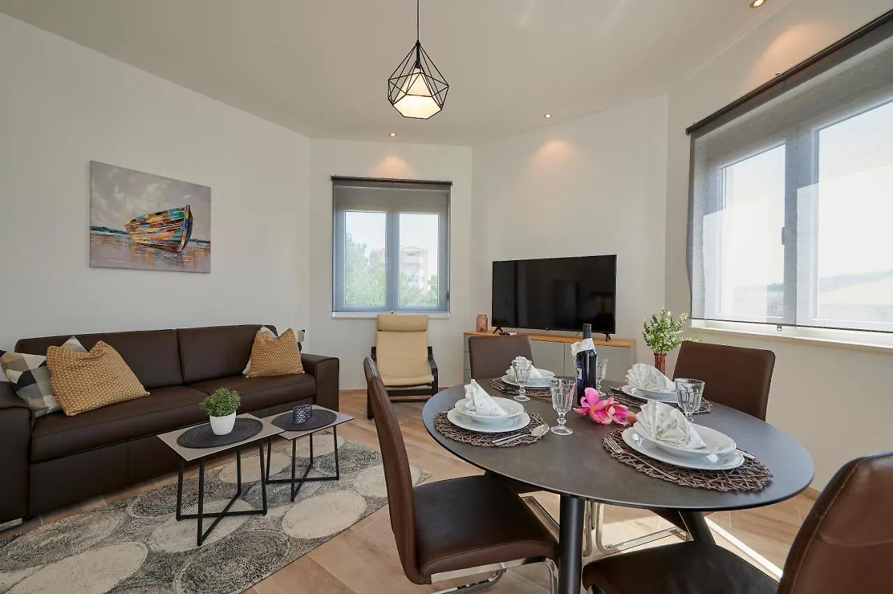 Apartmani Kelava Trogir Croatia