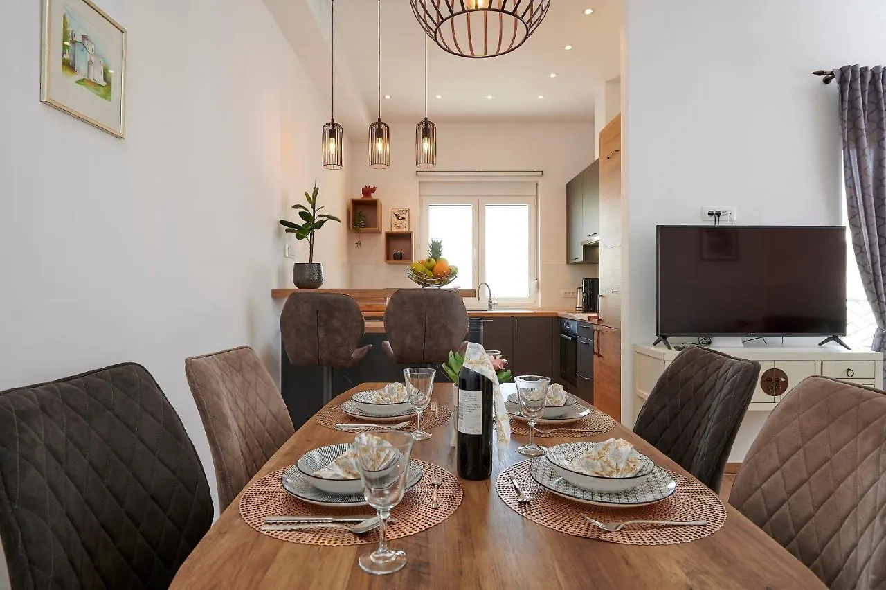 Apartmani Kelava Trogir