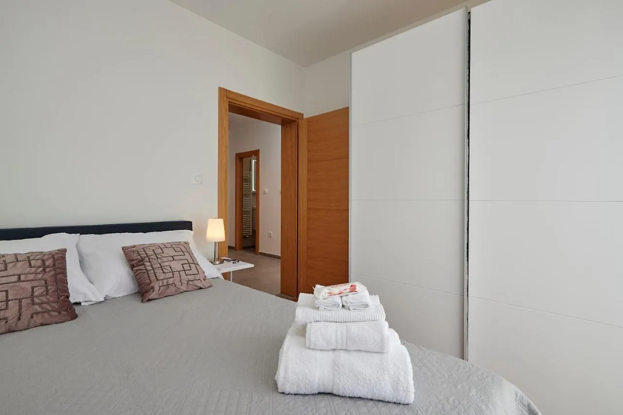 Apartmani Kelava Τρογκίρ Διαμέρισμα