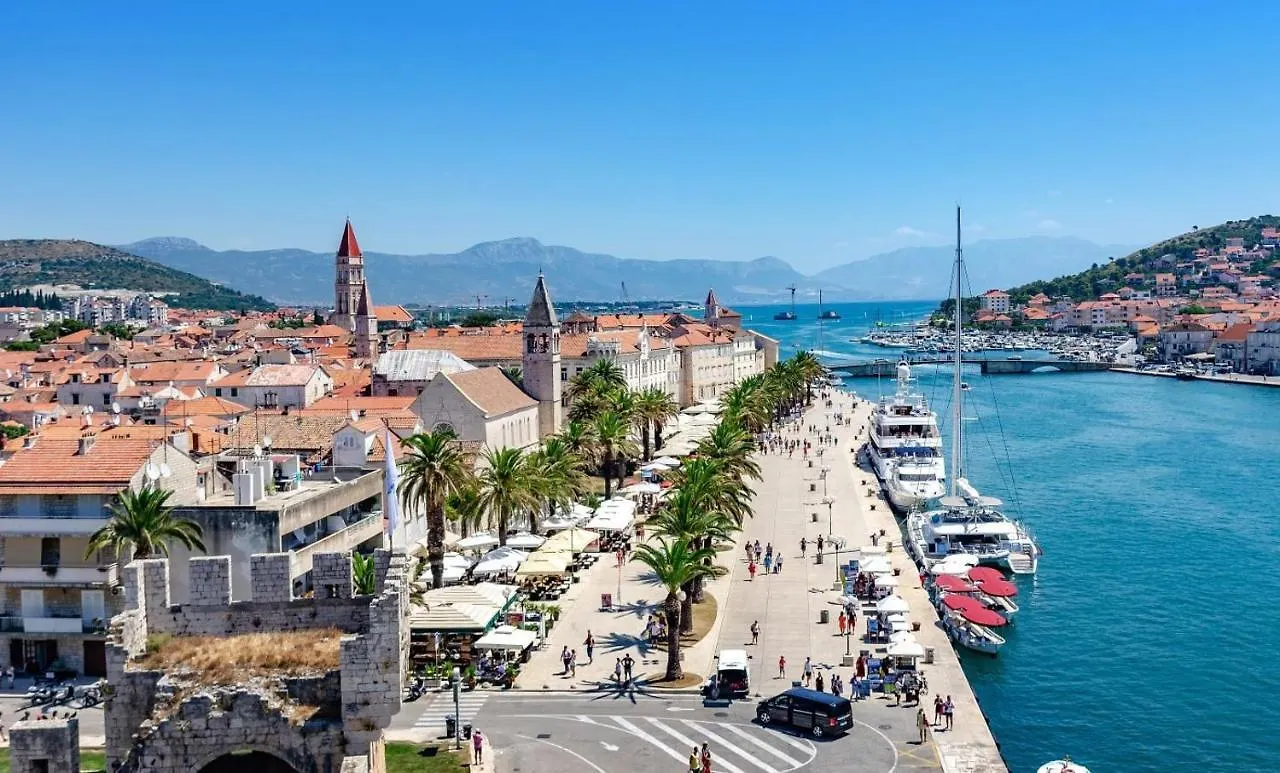 Apartmani Kelava Τρογκίρ Διαμέρισμα